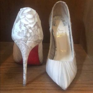 Christian Louboutin 37.5 (7.5) nude sheer pumps